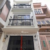 Chỉ 6.15 tỷ nhà đẹp 3 tầng Nguyễn Đình Chiểu Quận 3, hẻm 3m mới ở liền