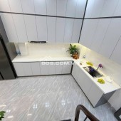 Quan Nhân, Thanh Xuân - Gần Phố - Full Nội Thất - 38m*5T. Chỉ 7.5 Tỷ.