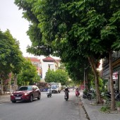 BÁN NHÀ MẶT PHỐ THANH AM-LONG BIÊN 9.95 TỶ 40m, 4 TẦNG DÂN XÂY, Ô TÔ TRÁNH, KINH DOANH ĐỈNH.