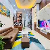 CẦN BÁN TRƯỚC TẾT NHÀ ĐẸP Ở NGAY 42M2*5T, 5PN, TẶNG FULL NỘI THẤT CHỈ 7.2 TỶ.