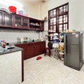 Bán nhà 3 từng ngay dĩ an bình dương DT60m2 . 3 phòng ngủ 2WC . Giá 4ty5.DT0845500163