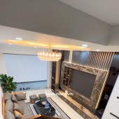 Chính Chủ Bán Trước Tết-Nhà Phố Trạm-Oto Đỗ Cạnh Cửa- Full Nôị Thất Chỉ Về Ở- Nhỉnh 5 TỶ