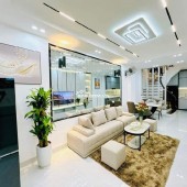 Bán nhà cực đẹp dân xây 4 tầng - trung tậm quận Đống Đa - FULL nội thất hiện đại