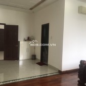 Bán nhà trung tâm Thành Phố Mới, Bình Dương