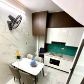 NHÀ PHỐ NGUYỄN KHANG - 36M2 X 5 TẦNG - OTO THOẢI MÁI - 7.9 TỶ