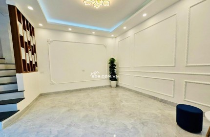 Bán nhà Nguyễn Văn Cừ, Long Biên, ô tô, kinh doanh, 55m2, 2 tầng, 4 ngủ, 8 tỷ 7