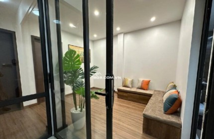 Nhà đẹp Tân Xuân , 5 ttầng , kinh doanh, thông ra chợ 48m giá 8,7 tỷ