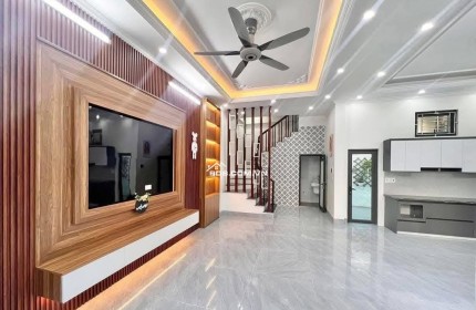 BÁN NHÀ SIÊU ĐẸP 3.1 TỶ 3 TẦNG 70M2 NGÕ CỰC NGẮN TRƯỜNG CHINH