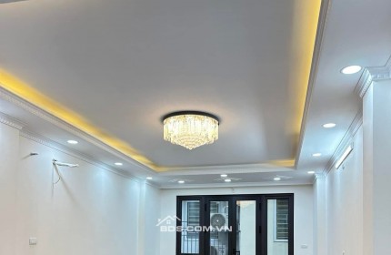 Bán nhà 36m2 x 6 tầng, thang máy Phố Đội Cấn Quận Ba Đình