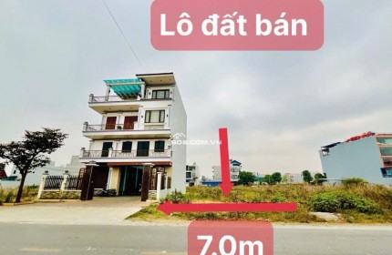 Bán đất KDT Chi Đông, Mê Linh, HN. Mặt đường trục chính, kinh doanh. DT 209m, giá 13 tỷ.