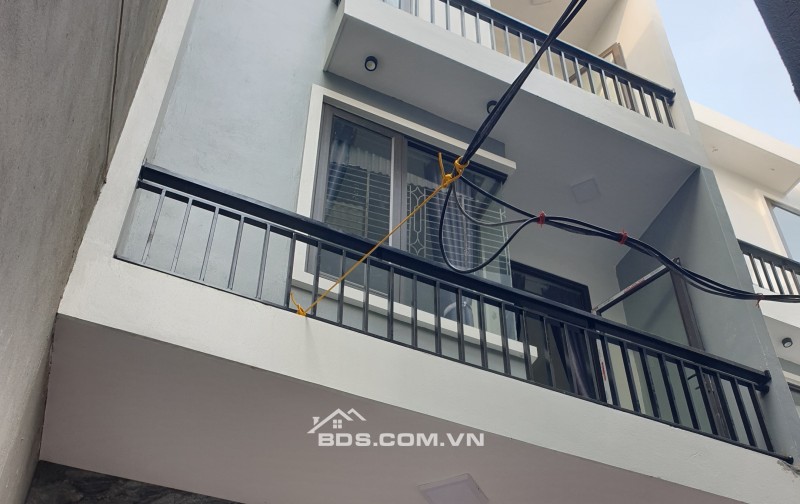 BÁN NHÀ ĐẸP 1.95 TỶ 3 TẦNG 50M2 ( HƯỚNG NAM ) NGÕ KHU ĐÔNG MẠC