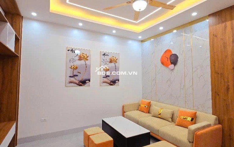 NHÀ_ĐẸP GIÁ TỐT TẠI GIẢI PHÓNG HOÀNG MAI FULL NỘI THẤT 40M2 4 TẦNG NHỈNH 7 TỶ