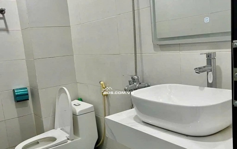 BÁN NHÀ PHỐ CỔ NGỌC LÂM  37M2 * 5 TẦNG * 6.4 TỶ, FULL NỘI THẤT