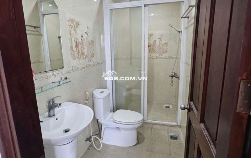 CHO THUÊ NGAY NHÀ ĐẸP 3 TẦNG, 4 PHÒNG NGỦ, 4 TOILET,TÂY THẠNH - TÂN PHÚ - GIÁ CHỈ 18 TRIỆU/THÁNG!