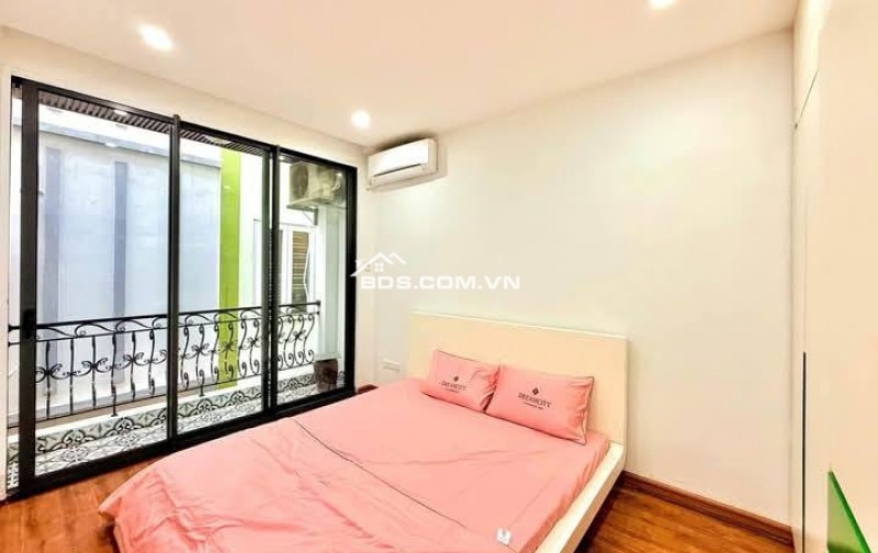 Nhà Đẹp Gần Đường Ô TÔ Minh Khai, Hoàng Mai 36m, 5 tầng, giá 7.3 tỷ