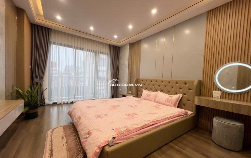 Kèo Vip! 
Bán nhà Cù Chính Lan, 32m2, 6.7 tỷ, phân lô quân đội, vị trí đắc địa, an ninh yên tĩnh