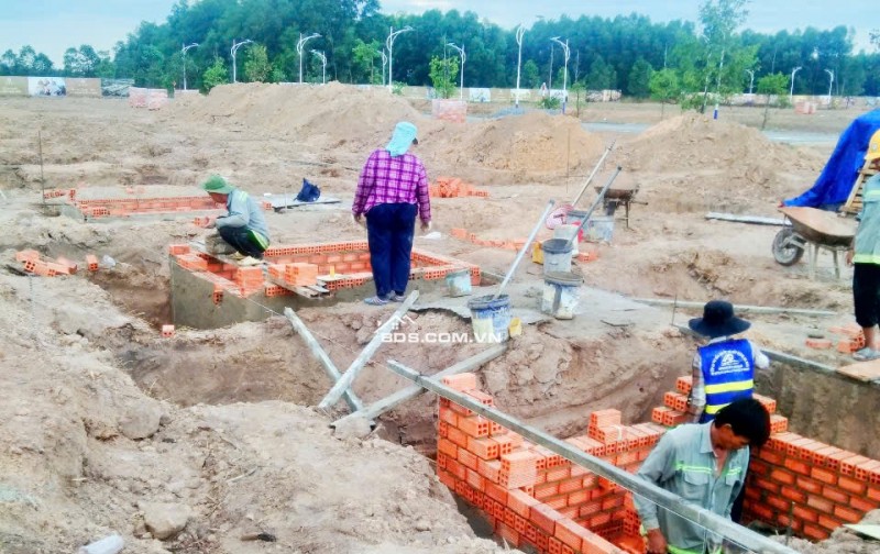 Mua đất tặng nhà kinh doanh liền, sổ hồng riêng chỉ 1.3 tỷ/150m2, đường nhựa 16m, ngay KCN Becamex