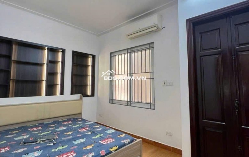 Bán Nhà Cù Chính Lan, 35m², Ngõ Thông, Ô Tô, Thoáng Sáng, Giá Chỉ 6.9 Tỷ