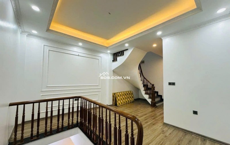 Bán Nhà Quan Nhân, 50m2, Ngõ Thông, Gần Hồ, Công Viên, Giá Chỉ 7.1 Tỷ