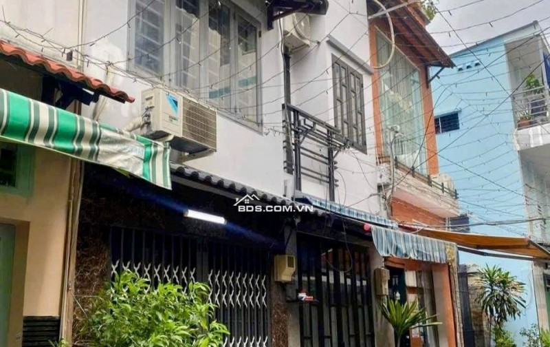 NHÀ HẺM (37M2) 2 PHÒNG NGỦ, ĐƯỜNG LÊ VĂN DUYỆT, Q.BÌNH THẠNH. LH:0779351867 – 0764071867.