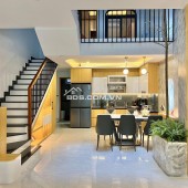KINH DOANH THUA LỖ CẦN BÁN GẤP NHÀ NGAY TRUNG TÂM BÌNH CHUẨN, NGÂN HÀNG CHO VAY 70%