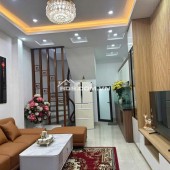 BÁN NHÀ PHỐ NGỌC LÂM 53M2 * 4 TẦNG * 6.85 TỶ , FULL NỘI THÂT