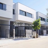 CẮT LỖ NỬA TỈ TRONG DIỆP ĐẦU NĂM, CHỈ VỚI 980TR NHẬN NHÀ Ở VÀ KINH DOANH NGAY, SHR