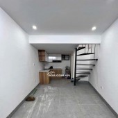 Nhà phố Hoàng Mai - Quận Hoàng Mai.Trung tâm- 2 thoáng - giá rẻ- phù hợp gia đình kinh tế nhỏ