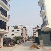 Chính chủ bán lô đất dịch vụ Vân Canh diện tích 55,2m, MT: 5,52 giá 8ty5