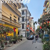Bán đất Đội Nhân - Ba Đình. Ngõ thông- oto tránh - Khu phân lô Quân Đội . Nhỉnh 5 tỷ