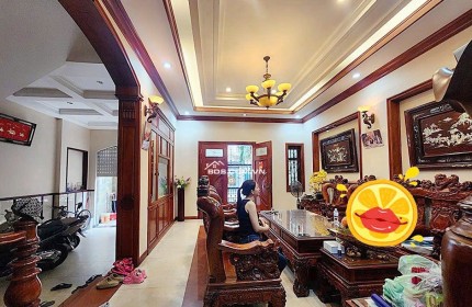 NHÀ ĐẸP GIÁ RẺ NGAY TRUNG TÂM BÀU CÁT