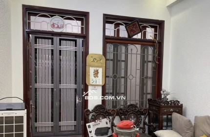 Chỉ 9 Tỷ  - Trung Tâm Quận Thanh Xuân - Gần Phố - 46m*4 Tầng.