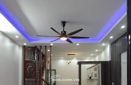 BÁN NHÀ ĐẸP 1.95 TỶ 3 TẦNG 50M2 ( HƯỚNG NAM ) NGÕ KHU ĐÔNG MẠC