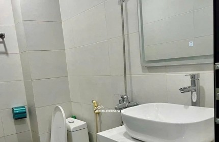 BÁN NHÀ PHỐ CỐ NGỌC LÂM 33M2 * 5 TẦNG * 7.5 TỶ , WIEU HỒ TAI TRÂU