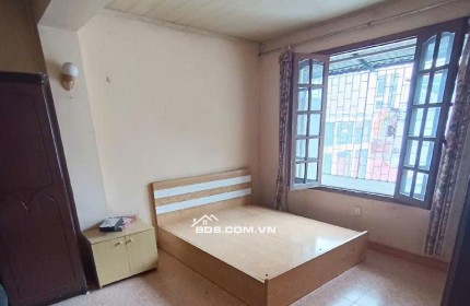 Bán nhà phố Phan Kế Bính, 48m², giá công khai 7.5 tỷ, trung tâm Ba Đình, tiện ích đầy đủ!