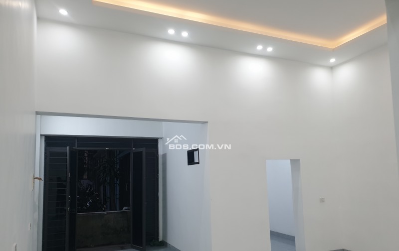 BÁN NHÀ 1.45 TỶ 2 TẦNG 65M2 ( HƯỚNG NAM ) NGÕ TRẦN NHÂN TÔNG