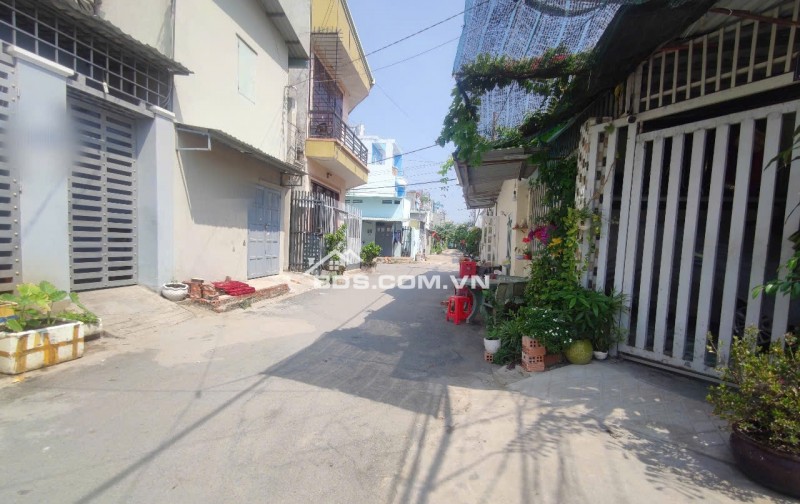 Bán nhanh đất thổ cư 5x23m, mặt tiền hẻm xe hơi thông TX33 rẻ nhất khu vực, chỉ hơn 4Tỷ