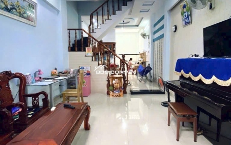 Bán Nhà đẹp hẻm to 8m xe hơi đậu tránh TL41, 76m2, 2 tầng, khu dân trí cao