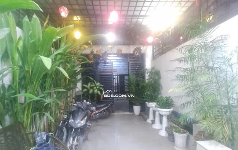 Bán nhanh nhà đẹp HXH 7m Thạnh Xuân, 100m2, T1L, 3PN, sân xe hơi >4Tỷ