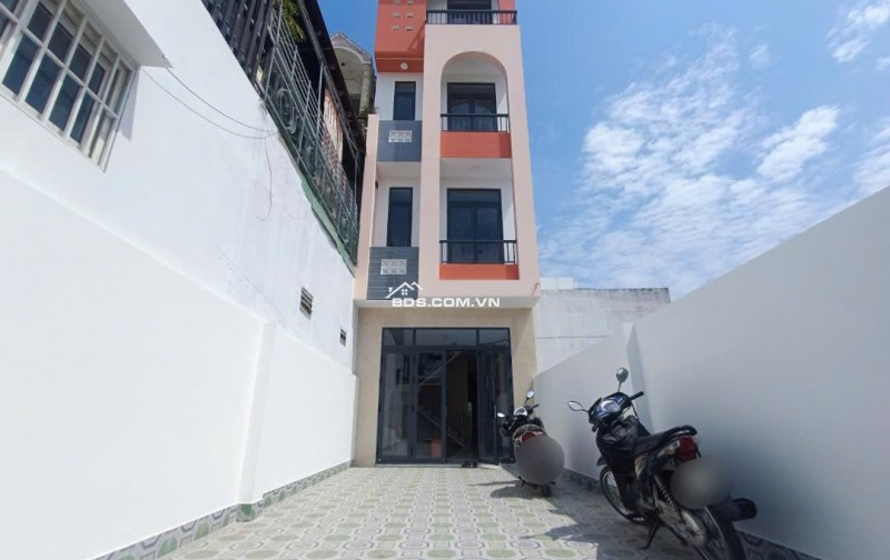 Bán Nhà mới NGON 121m2, 4 tầng, 7PN mặt tiền KD Thạnh Lộc gần Chợ Cầu Đồng