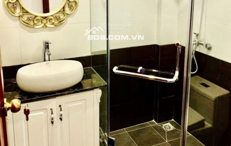 Bán nhà riêng Văn Trì,Cầu Diễn 4,7 tỷ, 35m2, 4PN, 4WC, 5 tầng, ngõ nông ô tô đỗ gần