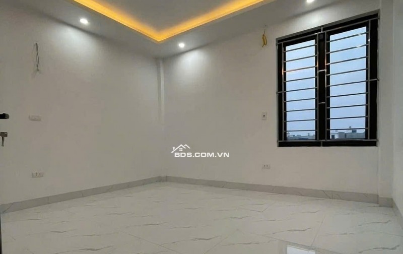 BÁN NHÀ ĐẸP 1.9 TỶ 3.5 TÂNG 50M2 ( HƯỚNG ĐÔNG ) NGÕ MỸ XÁ