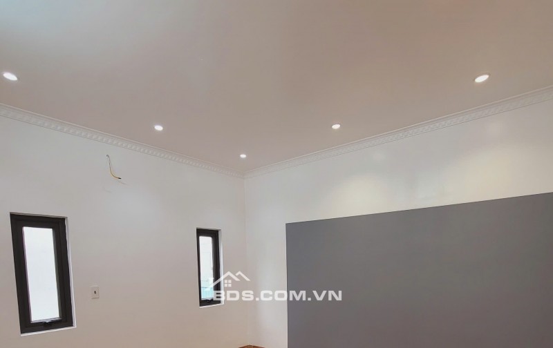 BÁN NHÀ 1.46 TỶ 3 TẦNG 40M2 ( ĐÔNG NAM ) NGÕ NGẮN ĐƯỜNG VĂN CAO