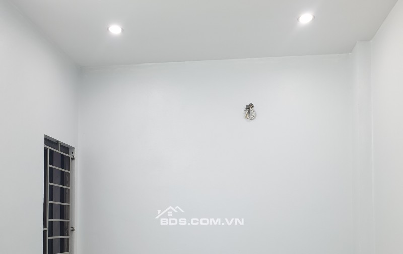 BÁN NHÀ 1.9 TỶ 3 TẦNG 45M2 NGÕ NGẮN ĐƯỜNG KÊNH