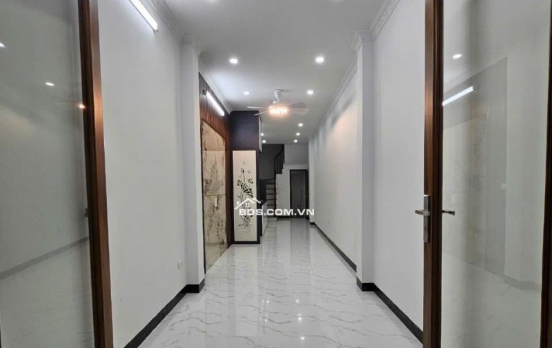 Bán nhà 30m² 4 tầng, Nguyễn Khoái, Hoàng Mai, 5.9 tỷ - Full nội thất