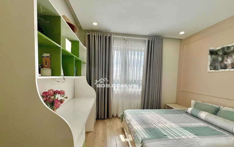 Chung cư Sky center ,Phổ Quang,Tân Bình: 79m2, 2p ngủ, 2wc,Nt,17tr/th