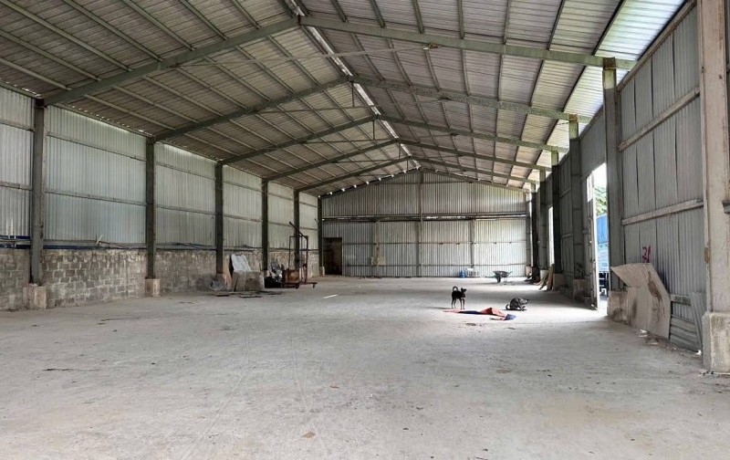 Cho thuê kho, nhà xưởng 1000m2 1/ Lê Thị Riêng Quận 12