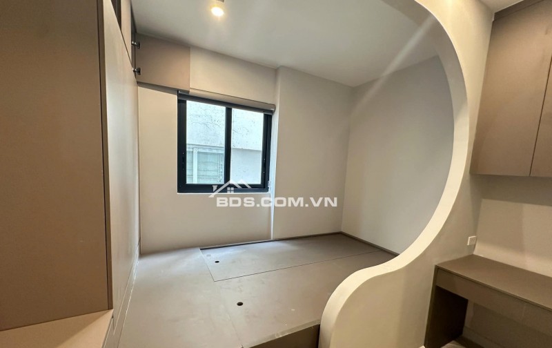 Tòa Apartment Mặt Phố Chính Kinh, 162m2 9T MT 6m, 30 Căn hộ Khép Kín, Dòng tiền 250tr/th, Chỉ 47 Tỷ 