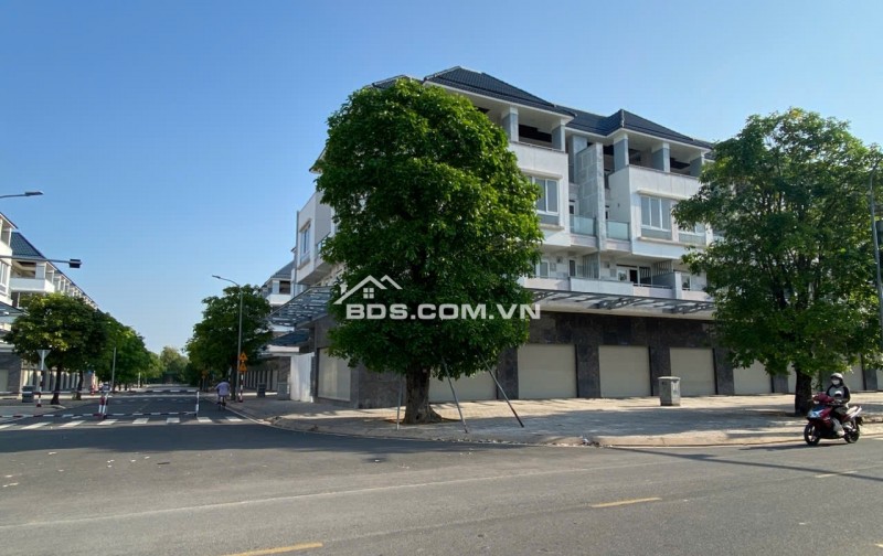 Bán căn shophouse mặt tiền khu biệt thự Văn Hoa Villas, đường Nguyễn Văn Hoa, 20 tỷ