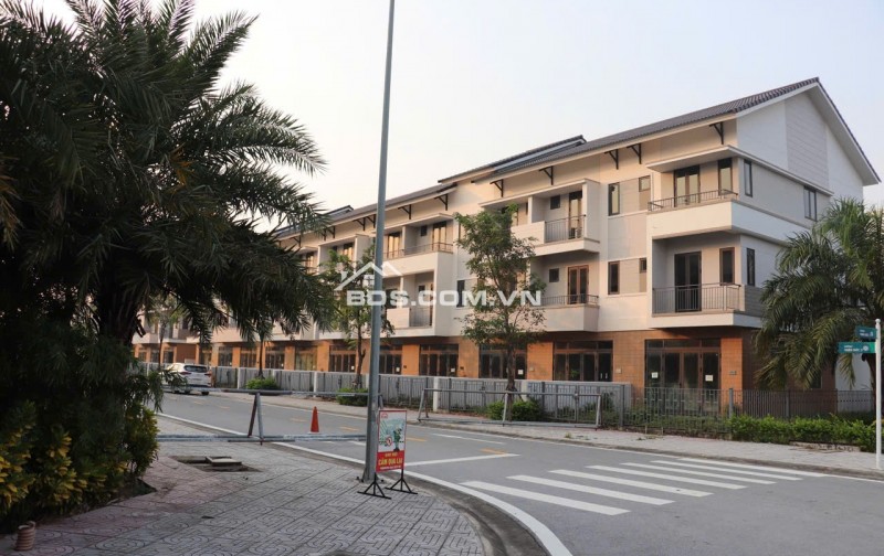 Quĩ căn shophouse 120m2 giá hơn 7 tỷ, cách cầu Vĩnh Tuy 10km, tiện ích, ở sướng, đầu tư lợ nhuận x2x3